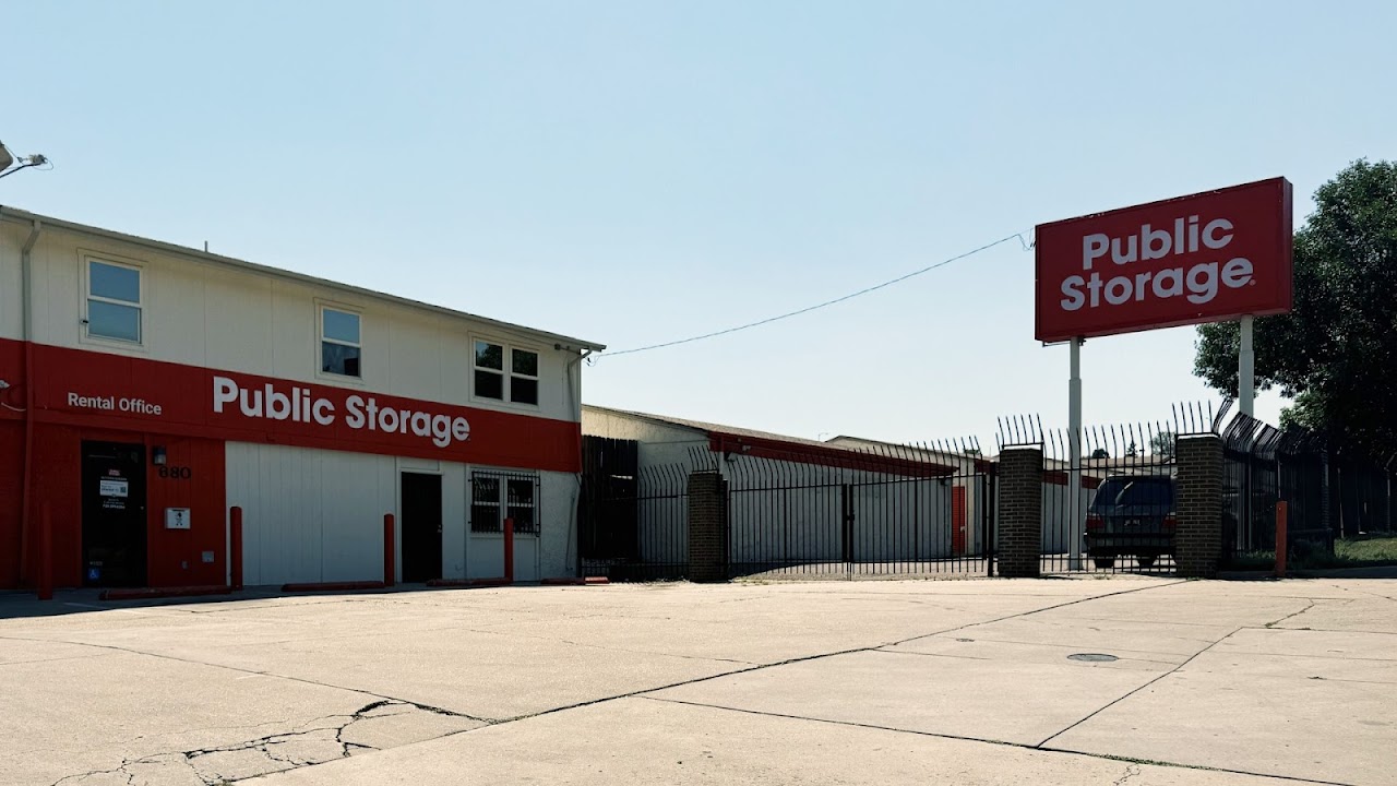 Public Storage